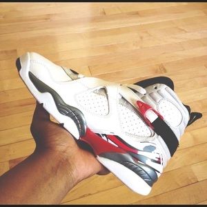 Air Jordan 8 (Bugs Bunny Edition) DEADSTOCK SZ 6.5GS